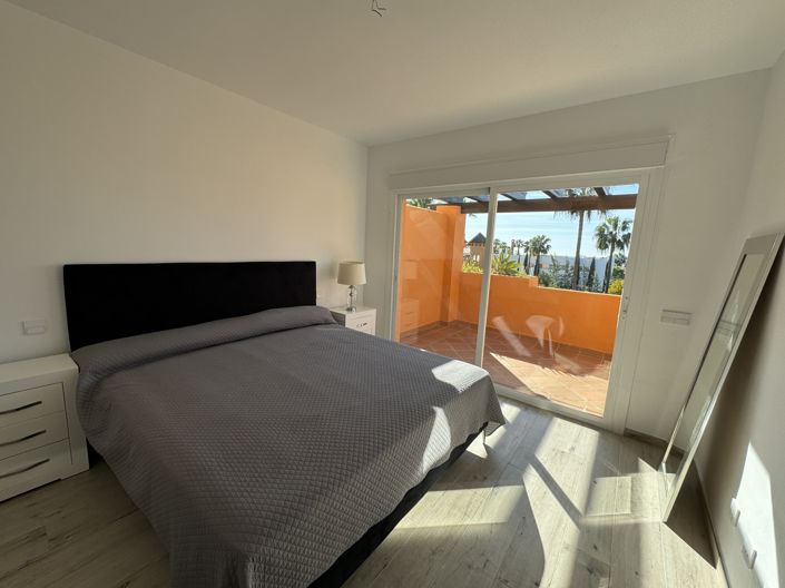 Image No.14-3 Bed Townhouse for sale