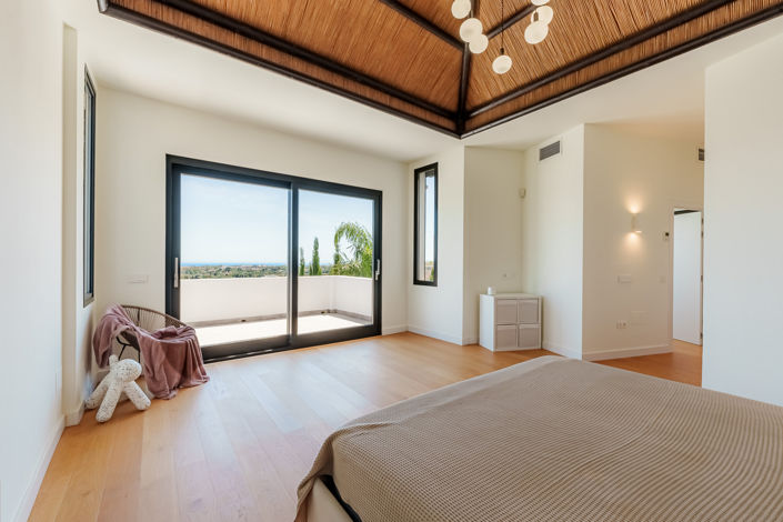 Image No.12-5 Bed Villa for sale