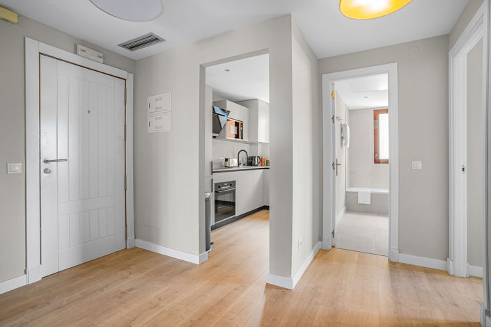 Image No.30-3 Bed Property for sale