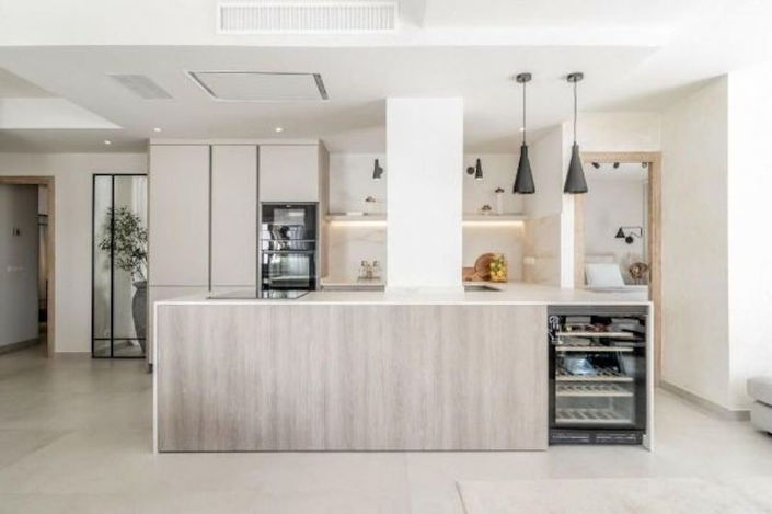 Image No.9-3 Bed Apartment for sale