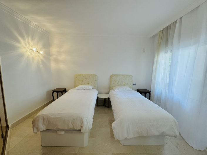 Image No.11-2 Bed Apartment for sale