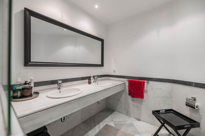 Image No.12-4 Bed Villa for sale