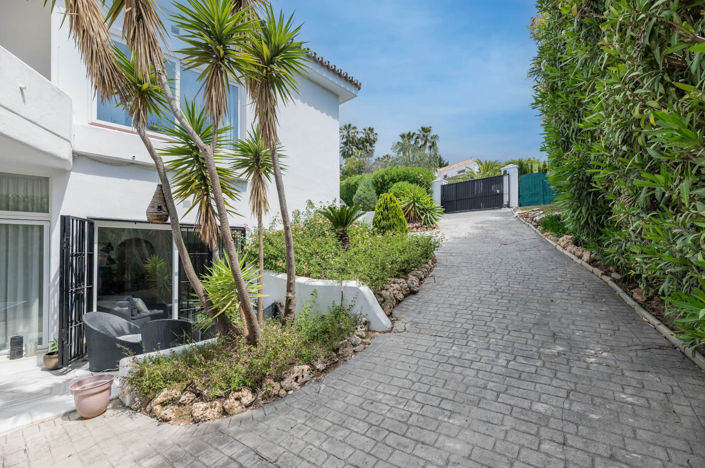 Image No.24-4 Bed Villa for sale