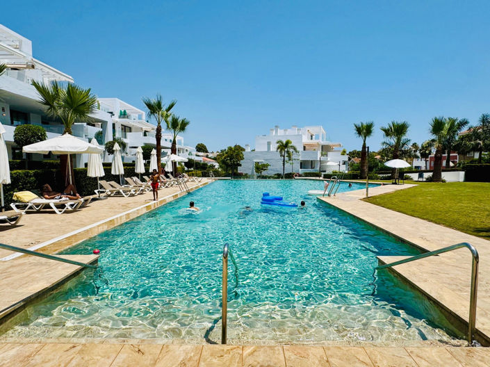 Image No.1-2 Bed Property for sale