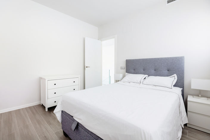 Image No.23-4 Bed Townhouse for sale