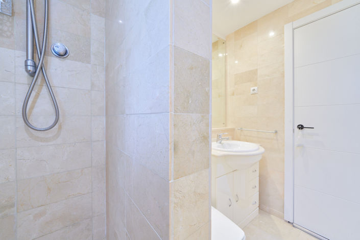 Image No.34-2 Bed Apartment for sale