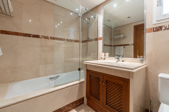 Image No.12-2 Bed Apartment for sale