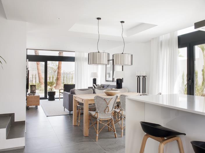 Image No.14-4 Bed Villa / Detached for sale