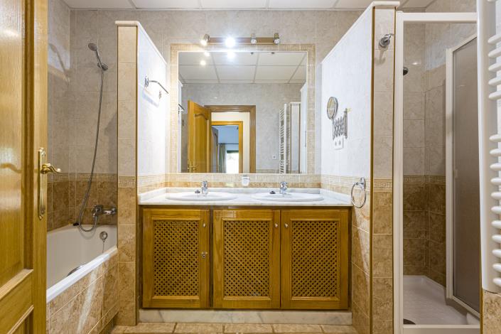 Image No.13-3 Bed Duplex for sale