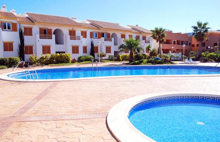 Image No.21-3 Bed Apartment for sale