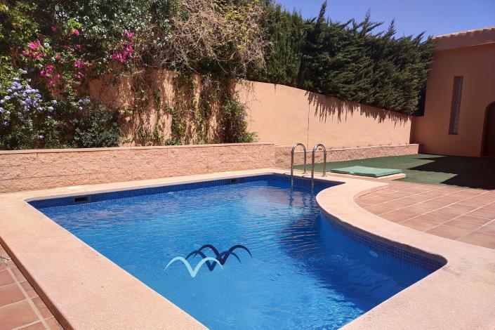 Image No.12-3 Bed Semi-Detached for sale