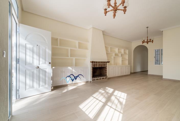 Image No.13-7 Bed House/Villa for sale