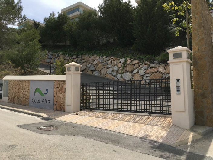 Image No.36-5 Bed Villa / Detached for sale