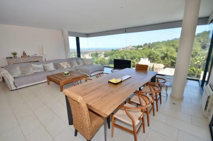 Image No.4-5 Bed Villa / Detached for sale