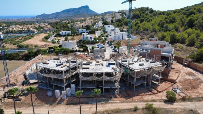 Image No.20-2 Bed Apartment for sale