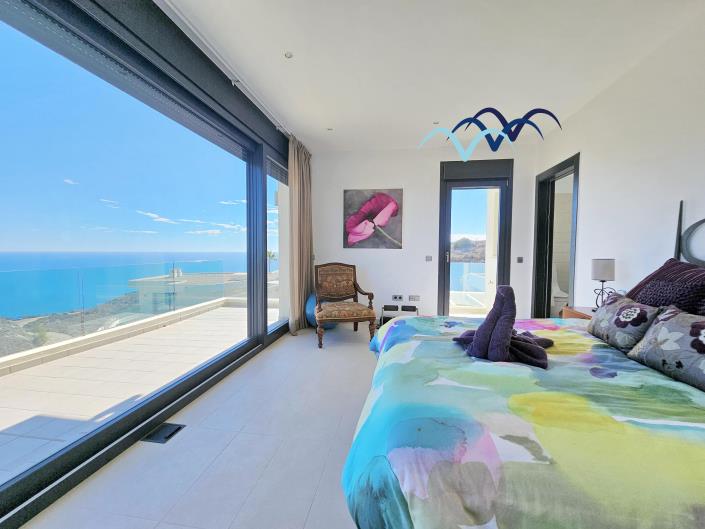 Image No.14-5 Bed Villa / Detached for sale