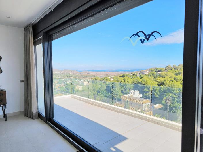 Image No.17-5 Bed Villa / Detached for sale