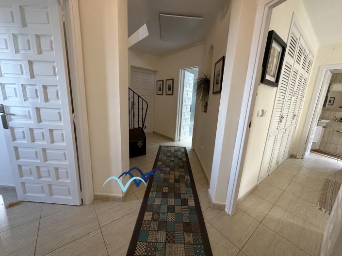 Image No.21-4 Bed Villa / Detached for sale