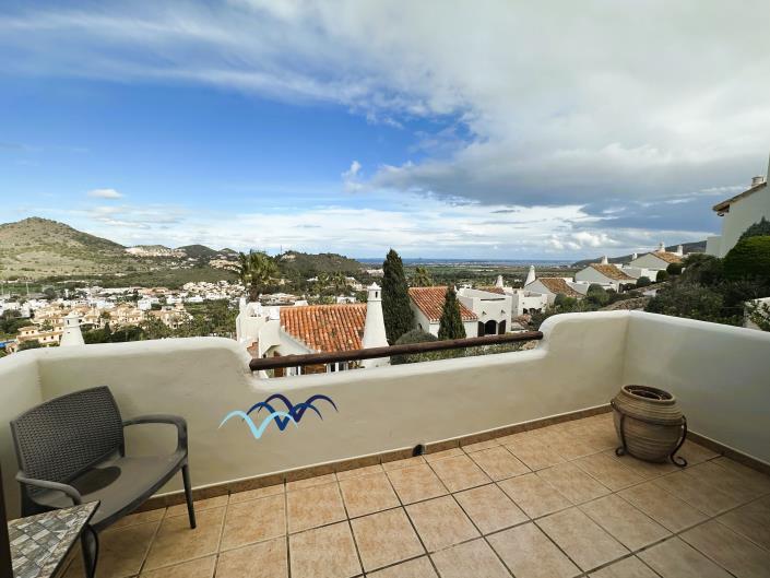 Image No.18-4 Bed Villa / Detached for sale