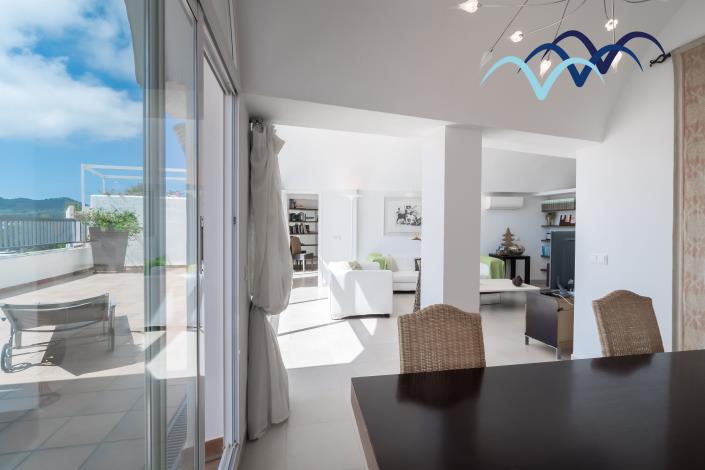 Image No.37-2 Bed Apartment for sale