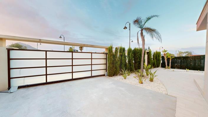 Image No.27-4 Bed Villa / Detached for sale