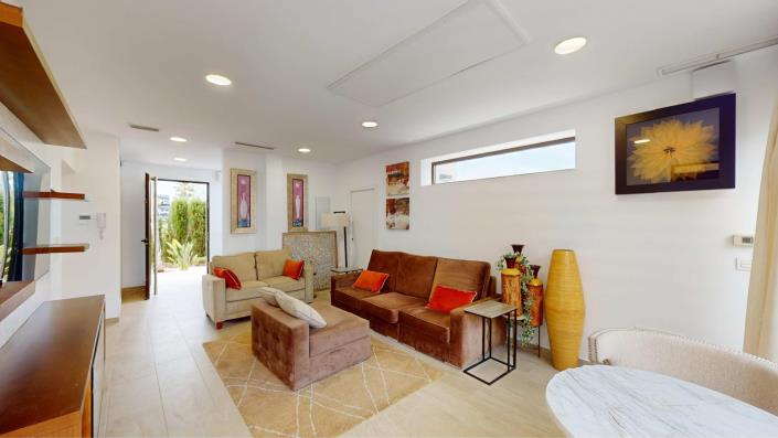 Image No.5-4 Bed Villa / Detached for sale