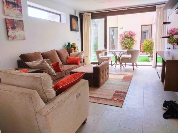 Image No.6-4 Bed Villa / Detached for sale