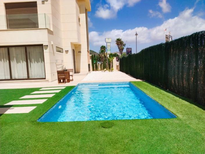 Image No.32-4 Bed Villa / Detached for sale