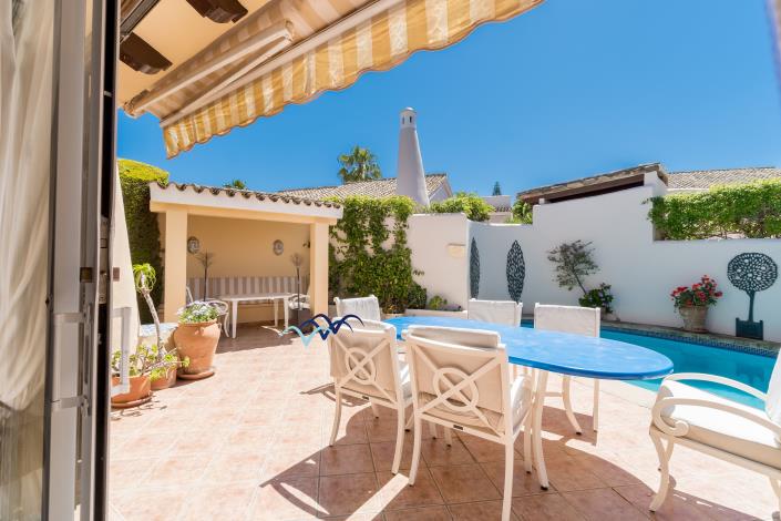 Image No.8-3 Bed Villa / Detached for sale