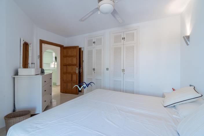 Image No.13-3 Bed Villa / Detached for sale