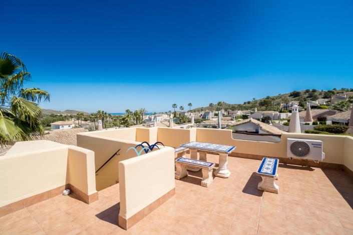 Image No.24-3 Bed Villa / Detached for sale