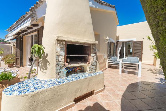 Image No.30-3 Bed Villa / Detached for sale