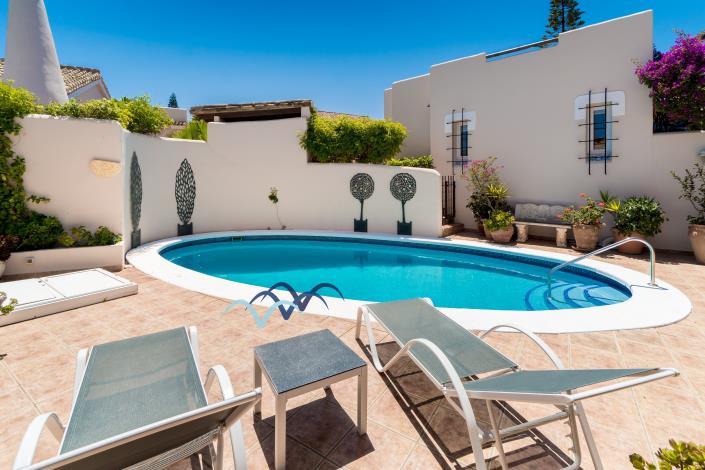 Image No.42-3 Bed Villa / Detached for sale