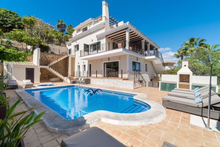 Image No.3-5 Bed Villa / Detached for sale