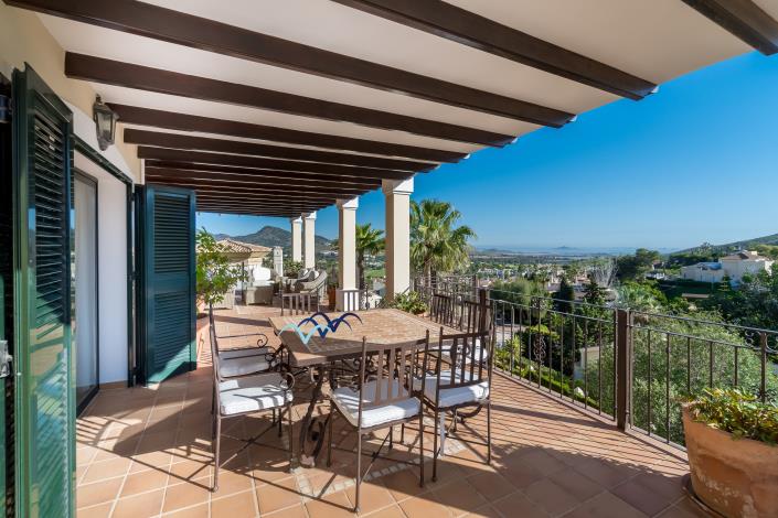 Image No.4-5 Bed Villa / Detached for sale