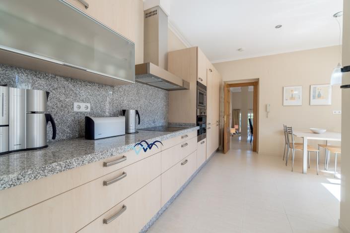 Image No.11-5 Bed Villa / Detached for sale