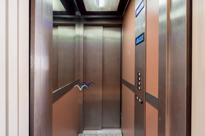 Image No.14-5 Bed Villa / Detached for sale