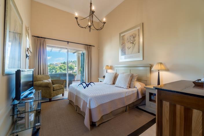 Image No.17-5 Bed Villa / Detached for sale