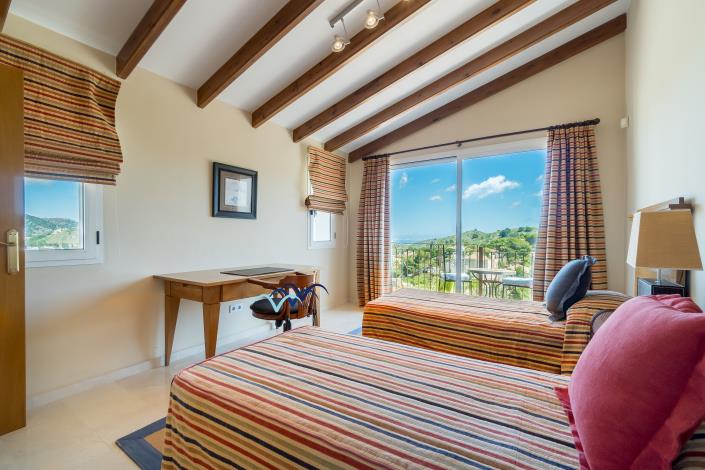 Image No.21-5 Bed Villa / Detached for sale