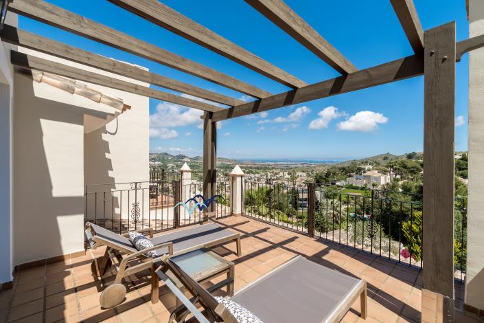 Image No.27-5 Bed Villa / Detached for sale