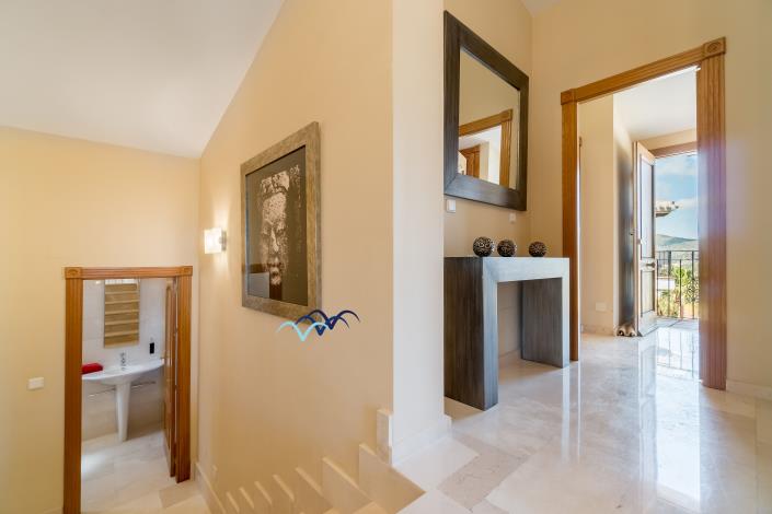 Image No.31-5 Bed Villa / Detached for sale