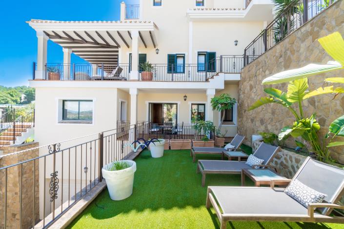 Image No.47-5 Bed Villa / Detached for sale