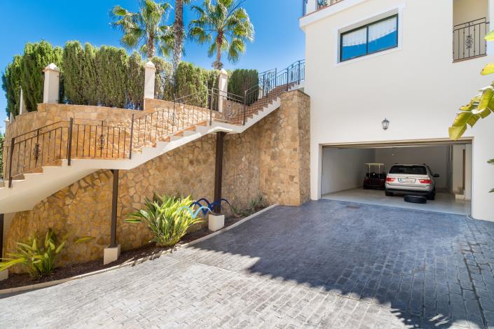 Image No.61-5 Bed Villa / Detached for sale