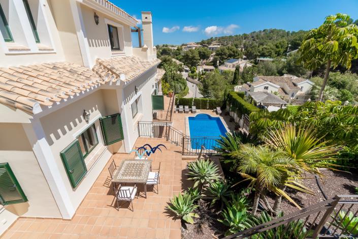 Image No.58-5 Bed Villa / Detached for sale