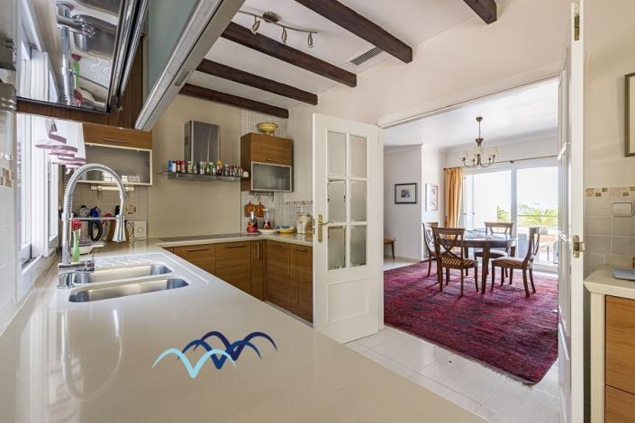 Image No.6-4 Bed Village House for sale