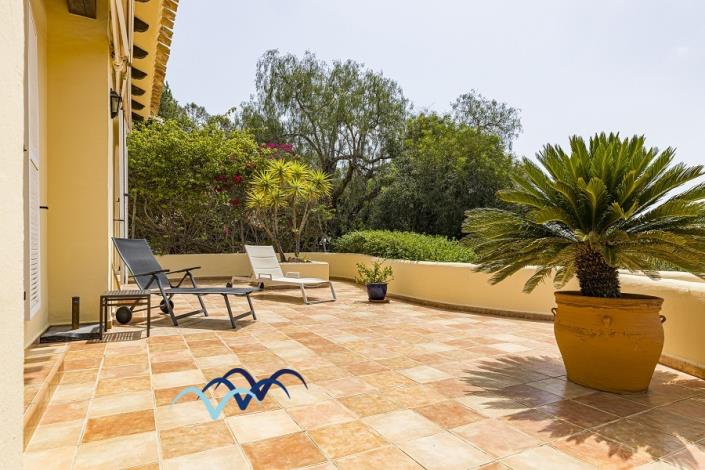 Image No.29-4 Bed Village House for sale