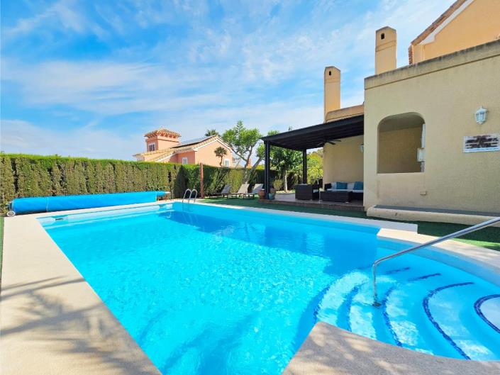 Image No.16-5 Bed Villa / Detached for sale