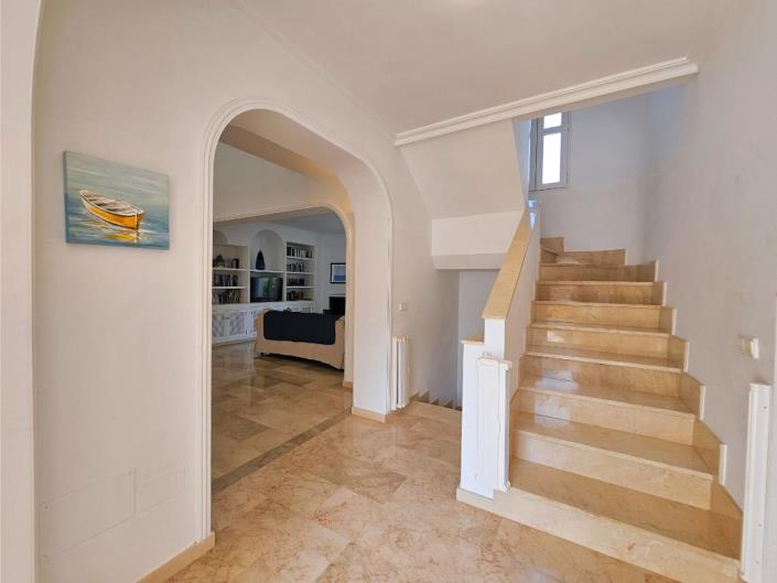 Image No.25-5 Bed Villa / Detached for sale