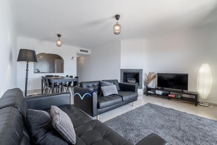 Image No.20-2 Bed Apartment for sale