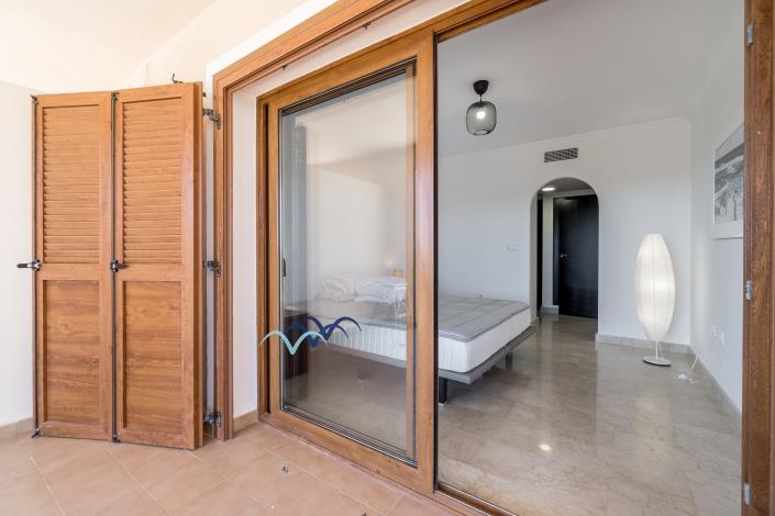 Image No.33-2 Bed Apartment for sale